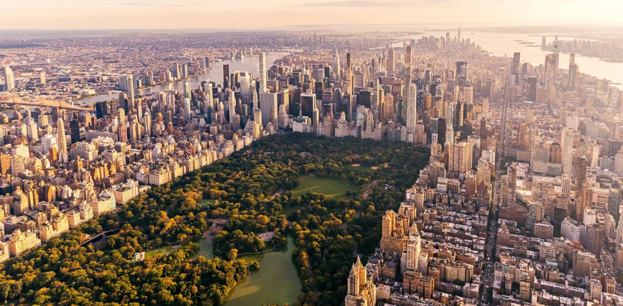 LOT Polish Airlines New York Office in USA