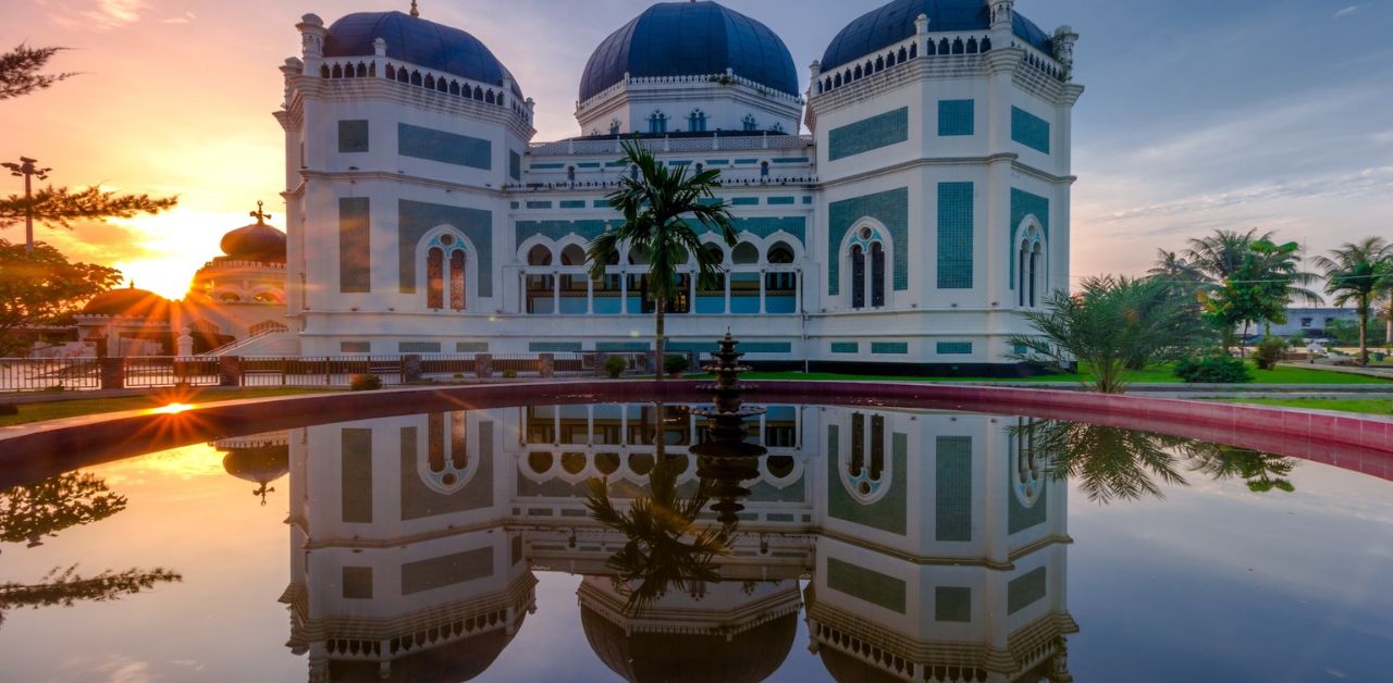 Garuda Indonesia Ticket Office in Medan