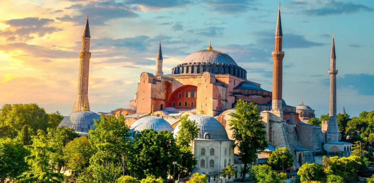 Icelandair Istanbul Office in Turkey