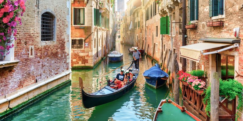 Qatar Airways Venice Office in Italy