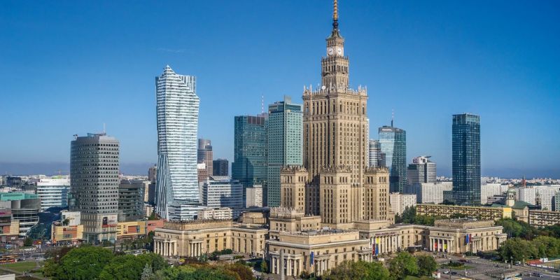 Qatar Airways Warsaw Office in Poland