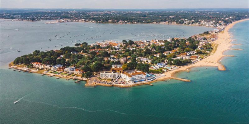 Turkish Airlines Poole office in England